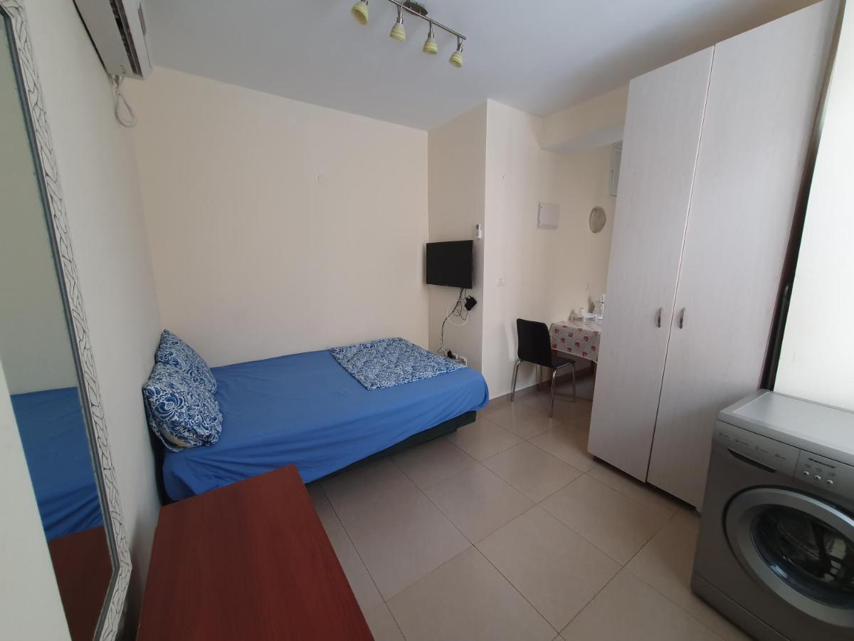 Apartments Petah Tiqwa - Bar Kochva Street Petach Tikva Bagian luar foto