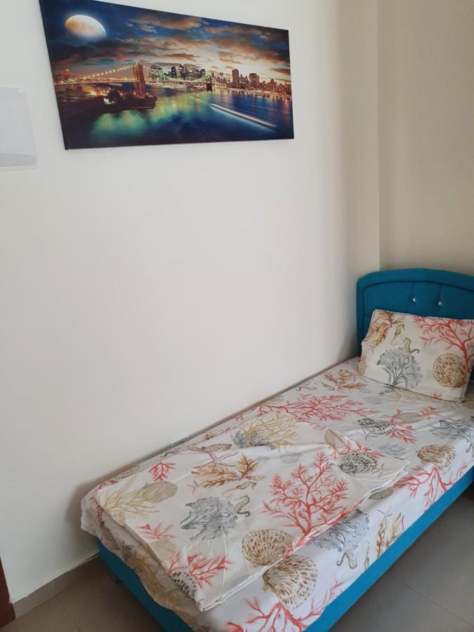 Apartments Petah Tiqwa - Bar Kochva Street Petach Tikva Bagian luar foto